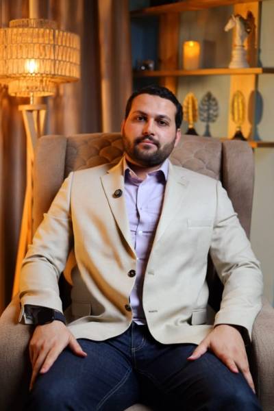 dr. Abdullah Hatem - المنهج الدولي
